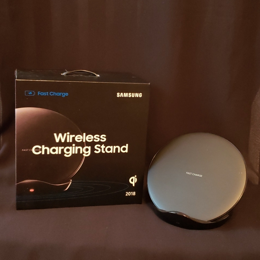 Samsung Wireless Charging Stand